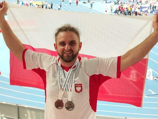 "Nie wiedziałem jakie mieć oczekiwania". Adam Grudzień z dwoma medalami HMŚ Masters