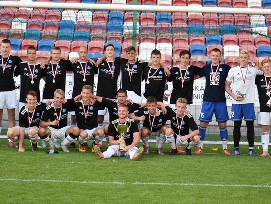 Niebiescy juniorzy wygrywają turnuej im. Ernesta Pohla!