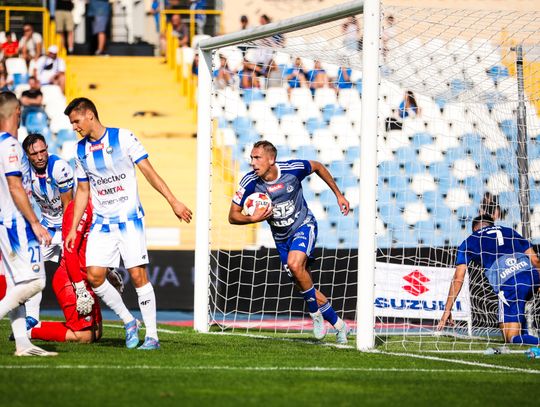 Niebiescy remisują, choć na kilka minut przed końcem Stal wygrywała 2:0