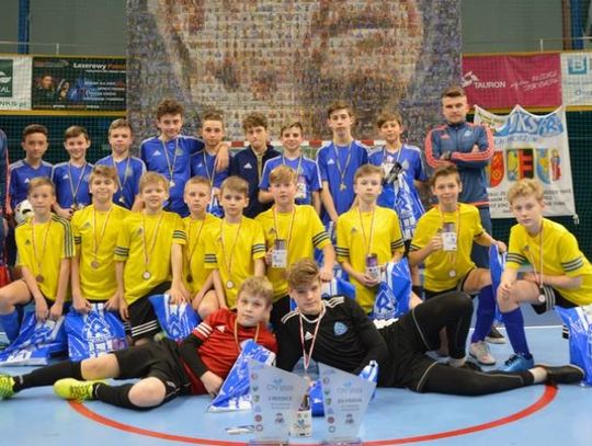 Niebiescy tryumfują w turnieju im. Gerarda Cieślika
