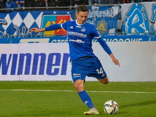"Niebiescy" wracają do gry. W niedzielę Ruch podejmie Lech II Poznań