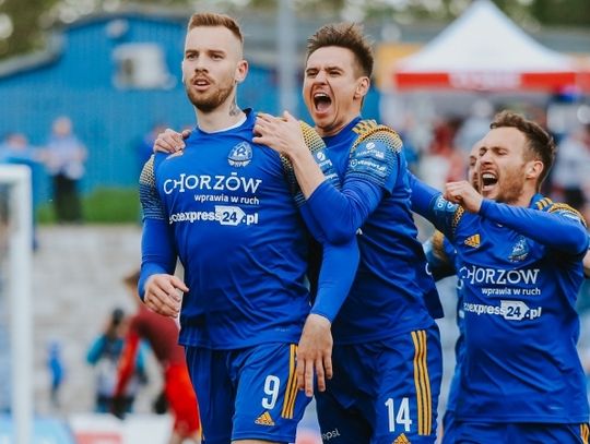 Niebiescy zmierzą się na wyjeździe ze Stalą Brzeg