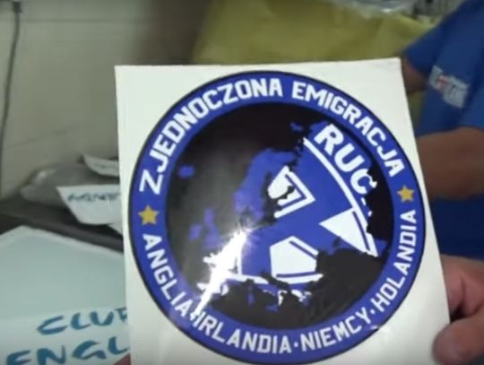 Niebieska emigracja wspiera Ruch