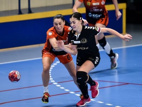 Niebieskie podejmą liderki