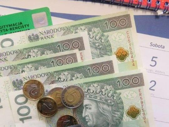 Niższe limity dorabiania dla wcześniejszych emerytów i rencistów