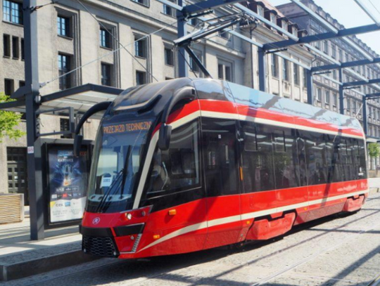 Nowy tramwaj przechodzi testy