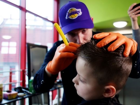 Pacjenci z nowymi fryzurami na Sylwestra