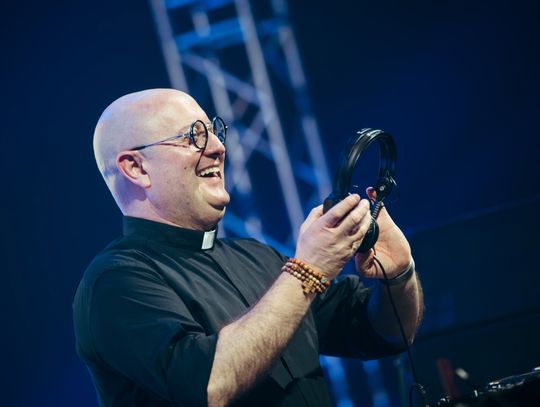 Padre Guilherme podbił serca chorzowskiej publiczności, a jego występ stał się hitem sieci!