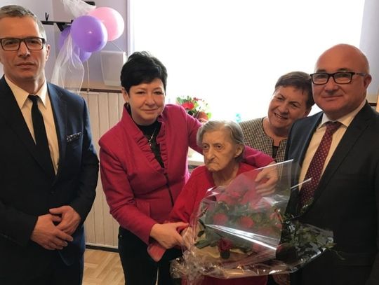 Pani Stefania szczęśliwą stulatką!