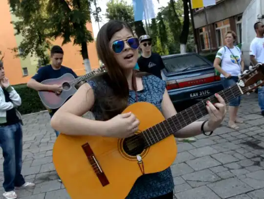 Pięknie śpiewająca Brazylijka w Chorzowie