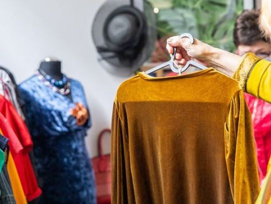 Podaruj, kup i pomagaj!