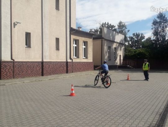 Policja przeprowadziła egzamin na kartę rowerową