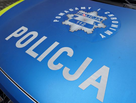 Pomogli przy awarii samochodu. "Takie zachowanie buduje zaufanie do Policji"