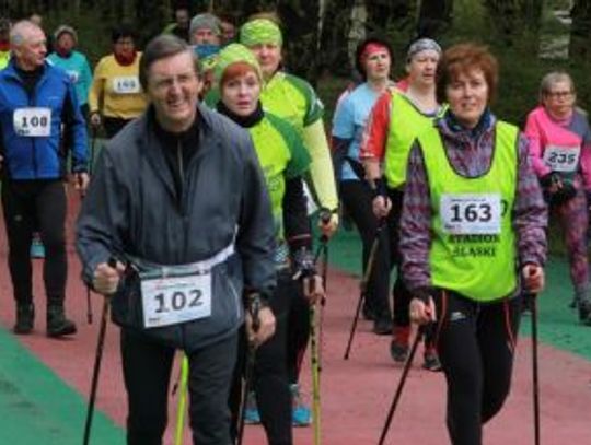 Ponad 300 osób rywalizowało w zawodach Nordic Walking [ZDJĘCIA+WIDEO]