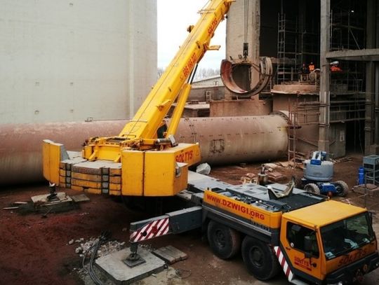 Potrzebny dźwig w Chorzowie? Usługi dźwigowe u lidera na Śląsku.