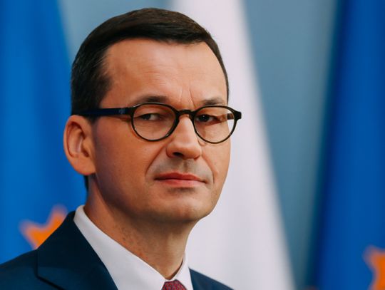 Premier ogłasza zniesienie kolejnych obostrzeń