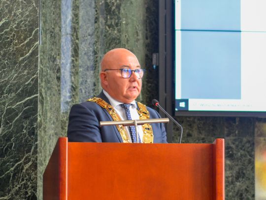 Prezydent Andrzej Kotala z wotum zaufania i absolutorium "Ocena działań jak i inwestycji jest pozytywna"