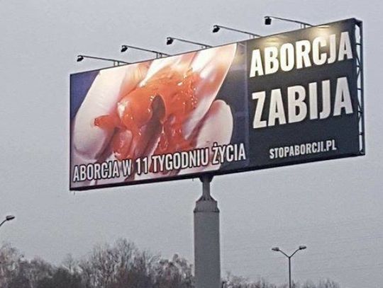 Problematyczny billboard został postawiony... nielegalnie?!