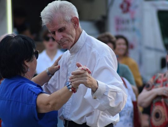 Przed nami kolejna odsłona Dancingu Międzypokoleniowego. Tym razem królować będą hity z lat 80-tych i 90-tych