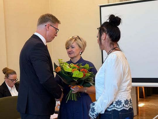 Rada Miejska udzieliła prezydentowi Danielowi Begerowi wotum zaufania i zgodziła się na nowe obligacje