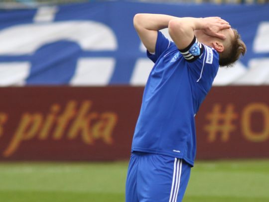 Ruch remisuje i melduje się w strefie spadkowej