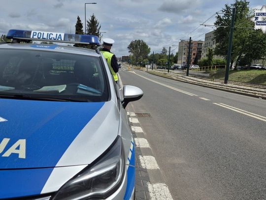 Rutynowa akcja w Świętochłowicach zamieniła się w sensację. 34-latek wpadł przez hulajnogę