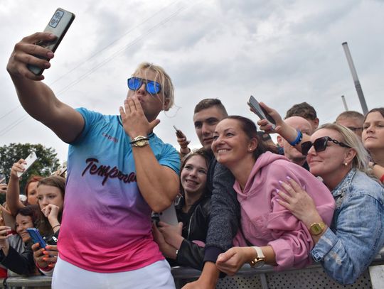 Skolim, Modelki i Zenek Martyniuk na 70-lecie Stadionu Śląskiego!