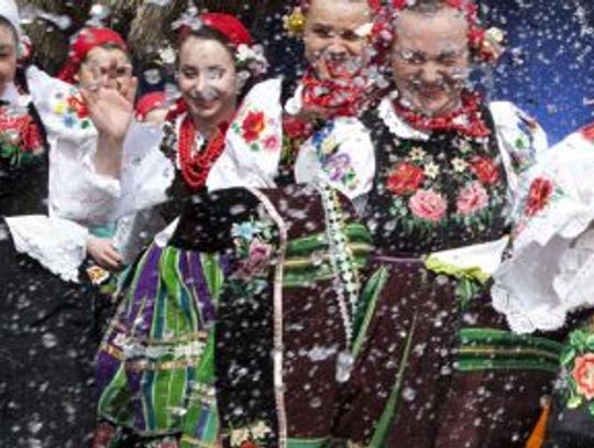 Śmingus-Dyngus włóczebny zwyczaj