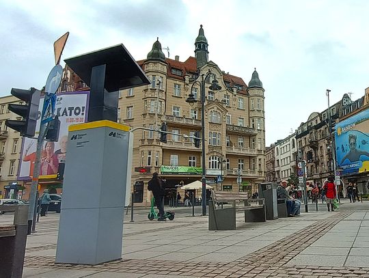 Start solarnych biletomatów. To największy tego rodzaju system w Polsce