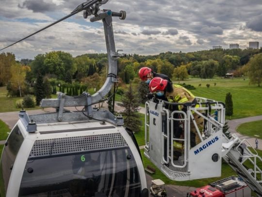 Strażacy i obsługa kolejki ćwiczyli ewakuację „Elki”