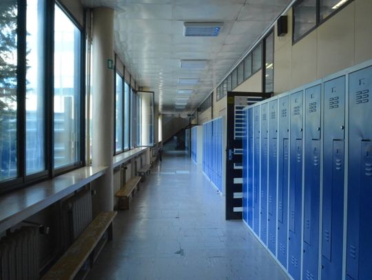 Szkoły i żłobki zostaną zamknięte