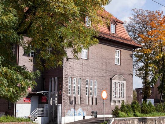 Ten budynek zna wielu Świętochłowiczan. Miasto wystawiło go na sprzedaż