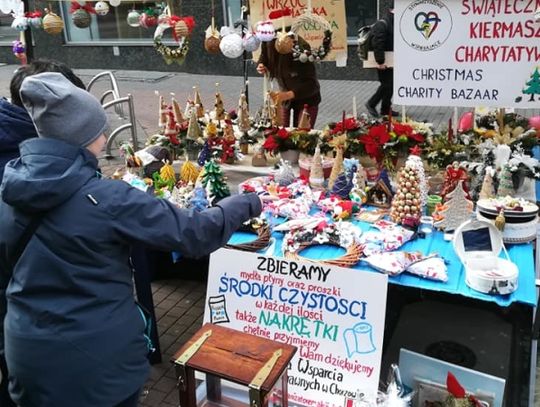 Trwa Świąteczny Kiermasz Charytatywny