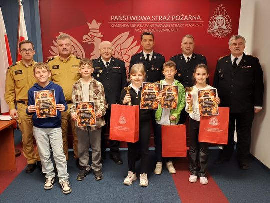 Turniej Wiedzy Pożarniczej „Młodzież Zapobiega Pożarom” w Świętochłowicach. Emocje, rywalizacja i awans do etapu wojewódzkiego