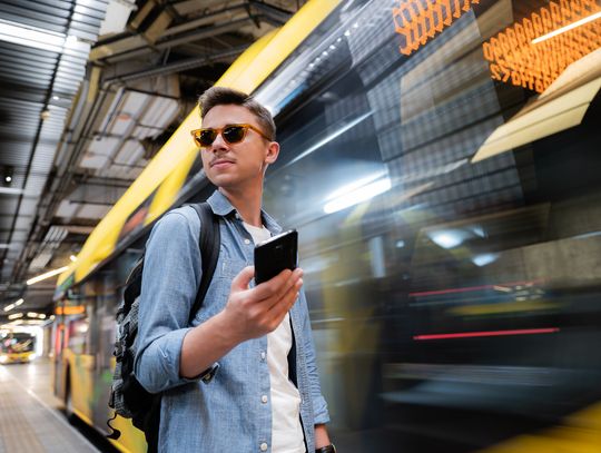 Twórz rozwiązania dla transportu przyszłości. ZTM szuka specjalistów od sztucznej inteligencji