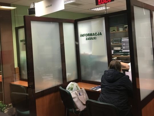 Tysiące klientów w śląskich placówkach ZUS