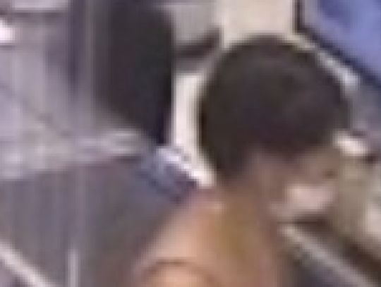 Ukradła okulary. Teraz szuka jej policja