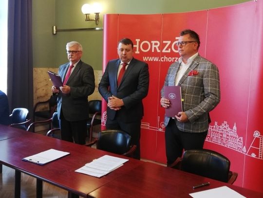 Umowa na remont ul. Powstańców podpisana