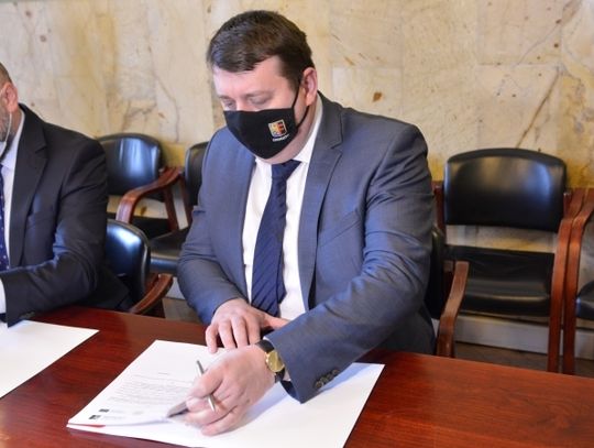 Umowa podpisana. Otwarcie Muzeum Hutnictwa coraz bliżej