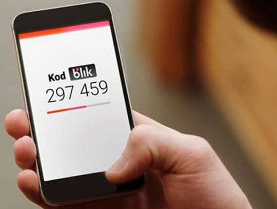 Uważajmy na oszustów wyłudzających kody BLIK