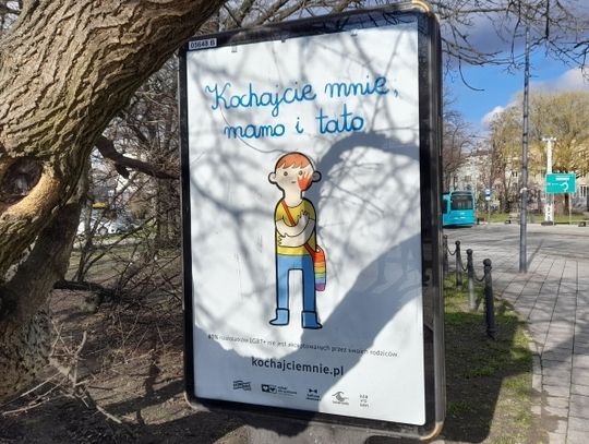 W Chorzowie pojawił się pierwszy plakat wspierający młodzież LGBT