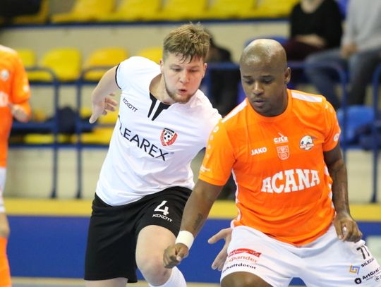 W sobotę starcie z Acaną