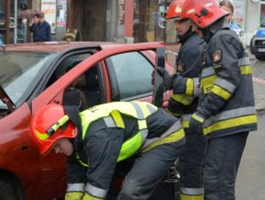 Wypadek przy Urzędzie Miasta? Nie to tylko ćwiczenia! [wideo+zdjęcia]