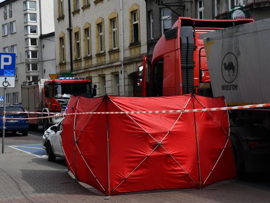 Wypadek w Chorzowie Starym. Nie żyje 79-letni mężczyzna Wypadek w Chorzowie Starym. Nie żyje 79-letni mężczyzna