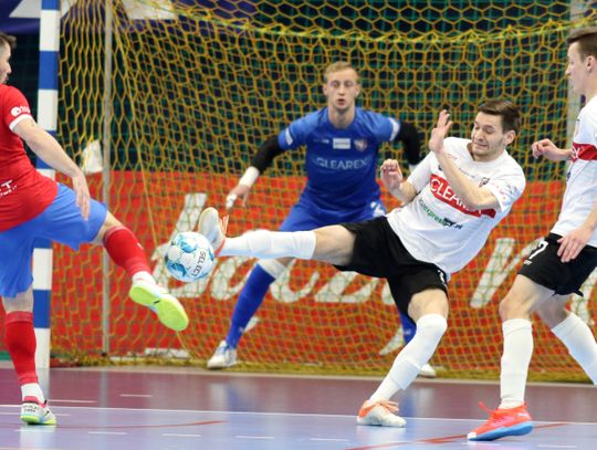 Wysoka porażka Clearexu z Futsalem Leszno