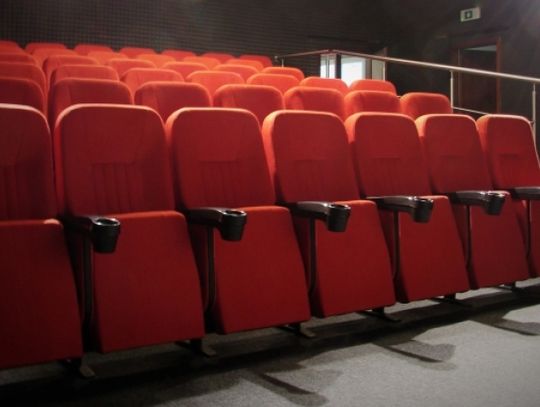 Z przewodnikiem o chorzowskich kinach i teatrach