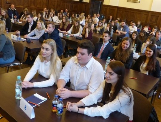 Z ZUS możesz wygrać indeks na uniwersytet