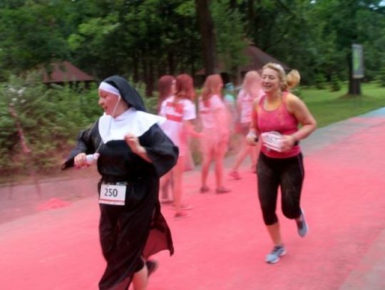 Zakonnica w przebraniu zdobyła nagrodę na Gryfnym Biegu