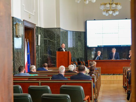 Zamiast oświetlenia nowy stadion? "Jeśli nie będziemy stali w jednym szeregu, to nic z tego nie będzie"