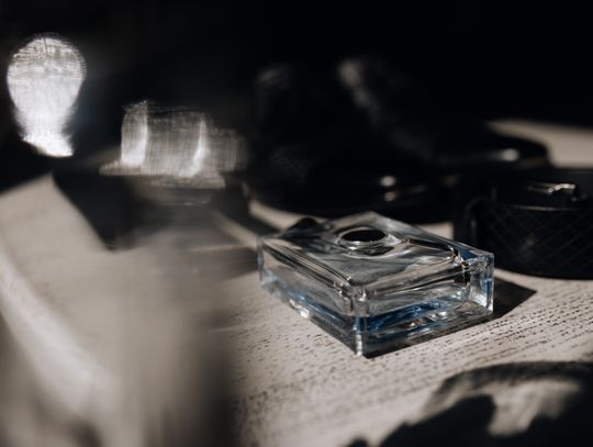 Zamienniki męskich perfum - kompletny przewodnik po perfumach męskich inspirowanych